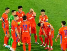 IM体育官方网站-包含中国足球联赛胜负未定，看点犹存！的词条