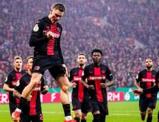 IM体育在线注册-曼城战平伯恩茅斯，保持英超不败纪录，蓝月亮坚守联赛前四的简单介绍