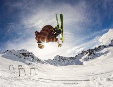 IM体育官方平台-欧冠决赛之夜，努涅斯持续制造杀伤，改写比赛走向的隐形利刃