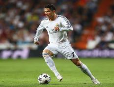 IM体育-恩佐爆发！喀麦隆火力全开，马德里竞技遭遇战术压制