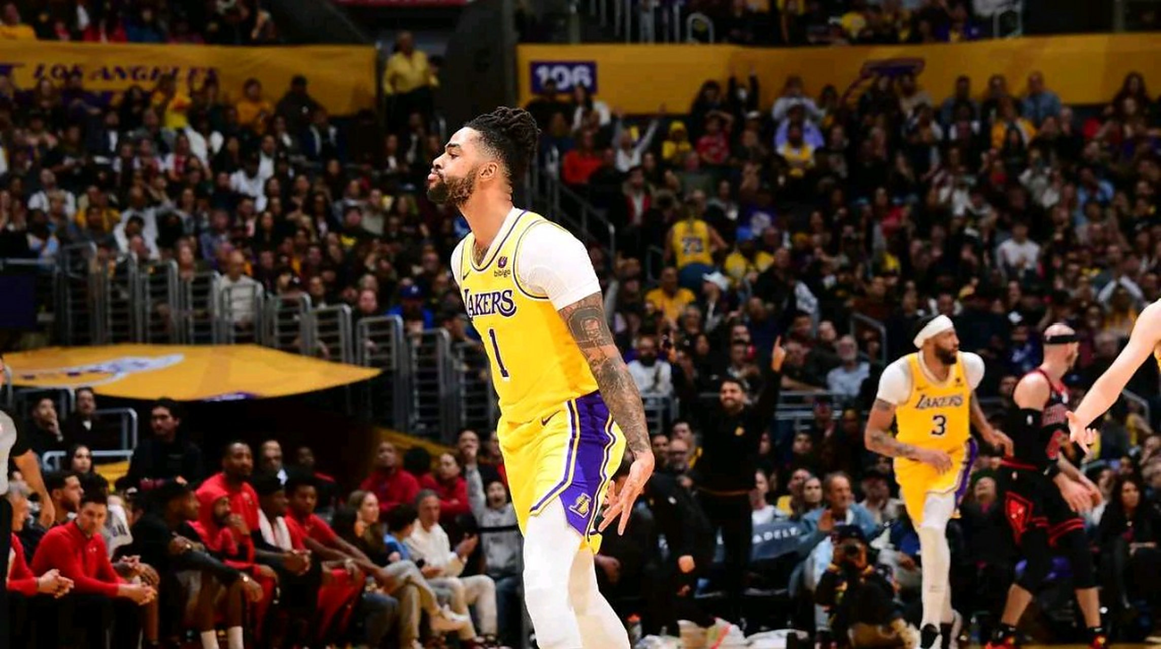 IM体育官方网-湖人绝地反击公牛，乔治绝境逆转