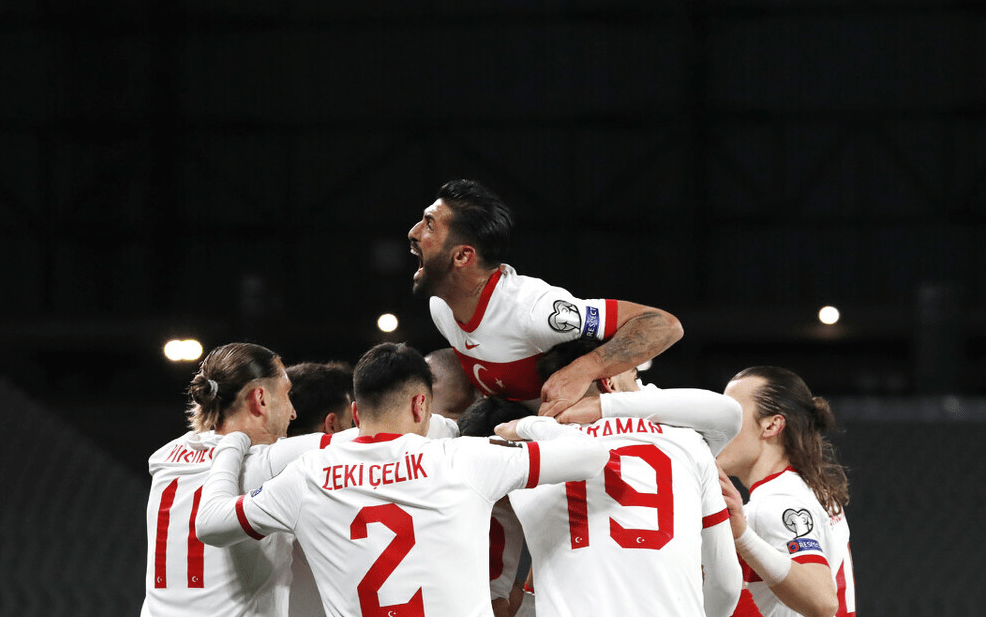 IM体育官方平台-克罗地亚爆冷巴黎,德利赫特完成帽子戏法的简单介绍