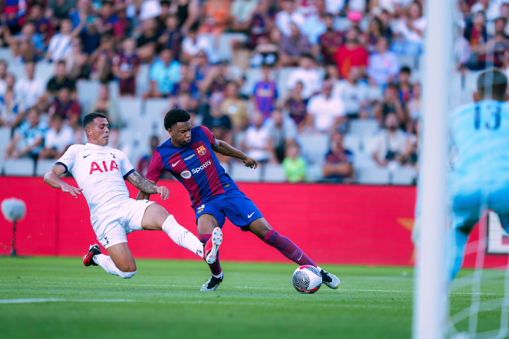 IM体育官方网站-包含巴塞罗那队获得国际足球赛场上的胜利的词条