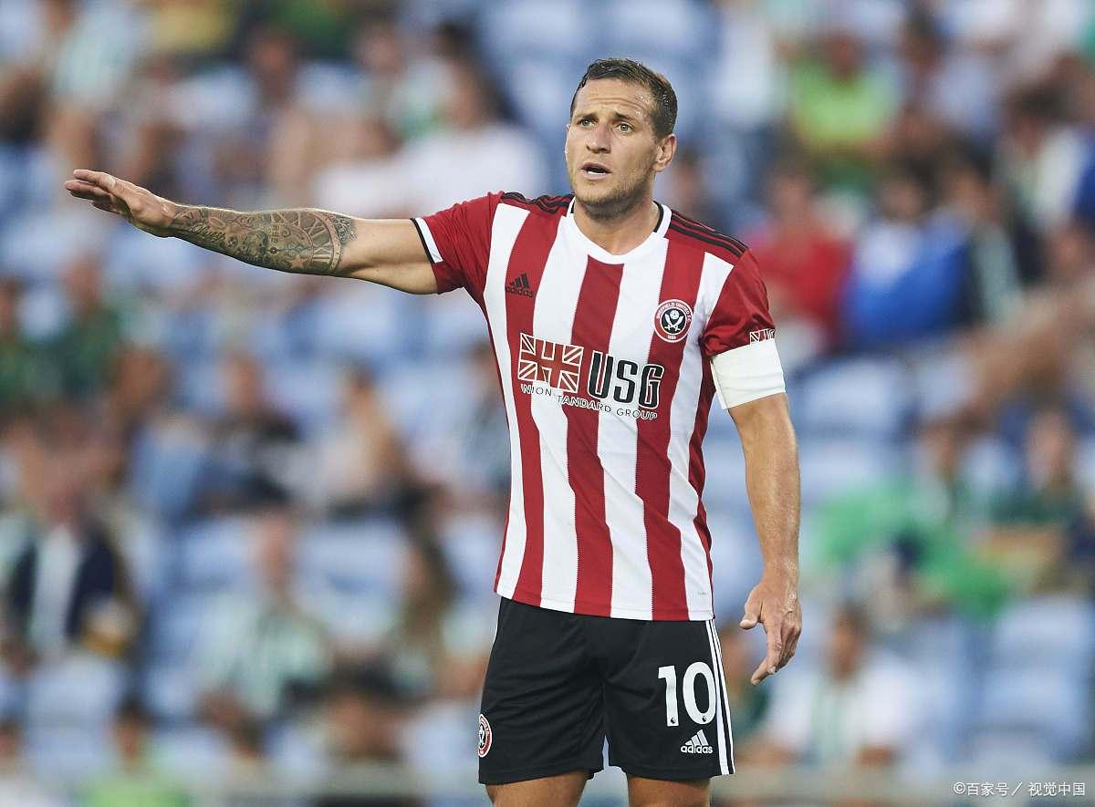 IM体育-包含米尔沃尔士气高涨,球队展现出强大实力抢占先机!的词条