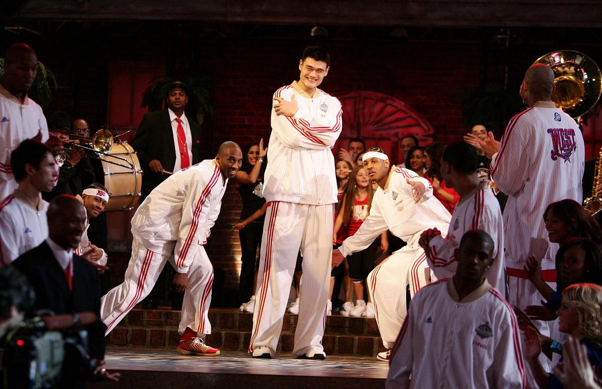 IM体育官网-篮球全明星赛现场火爆，球迷热情高涨观战的简单介绍