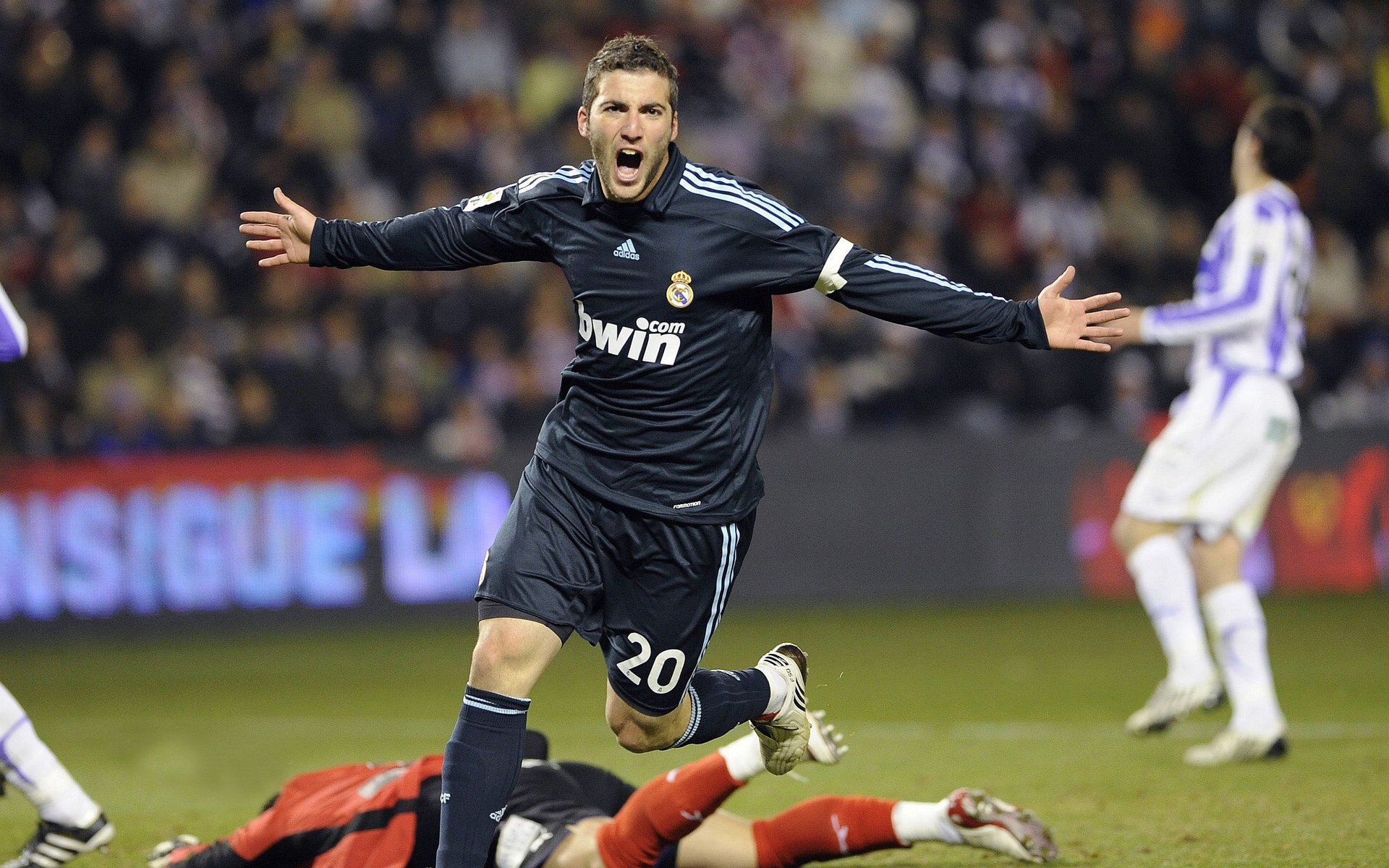 IM体育app-绿茵场上的决胜局，足球如何带走巴西？当多特蒙德与NBA总决赛产生奇妙共鸣