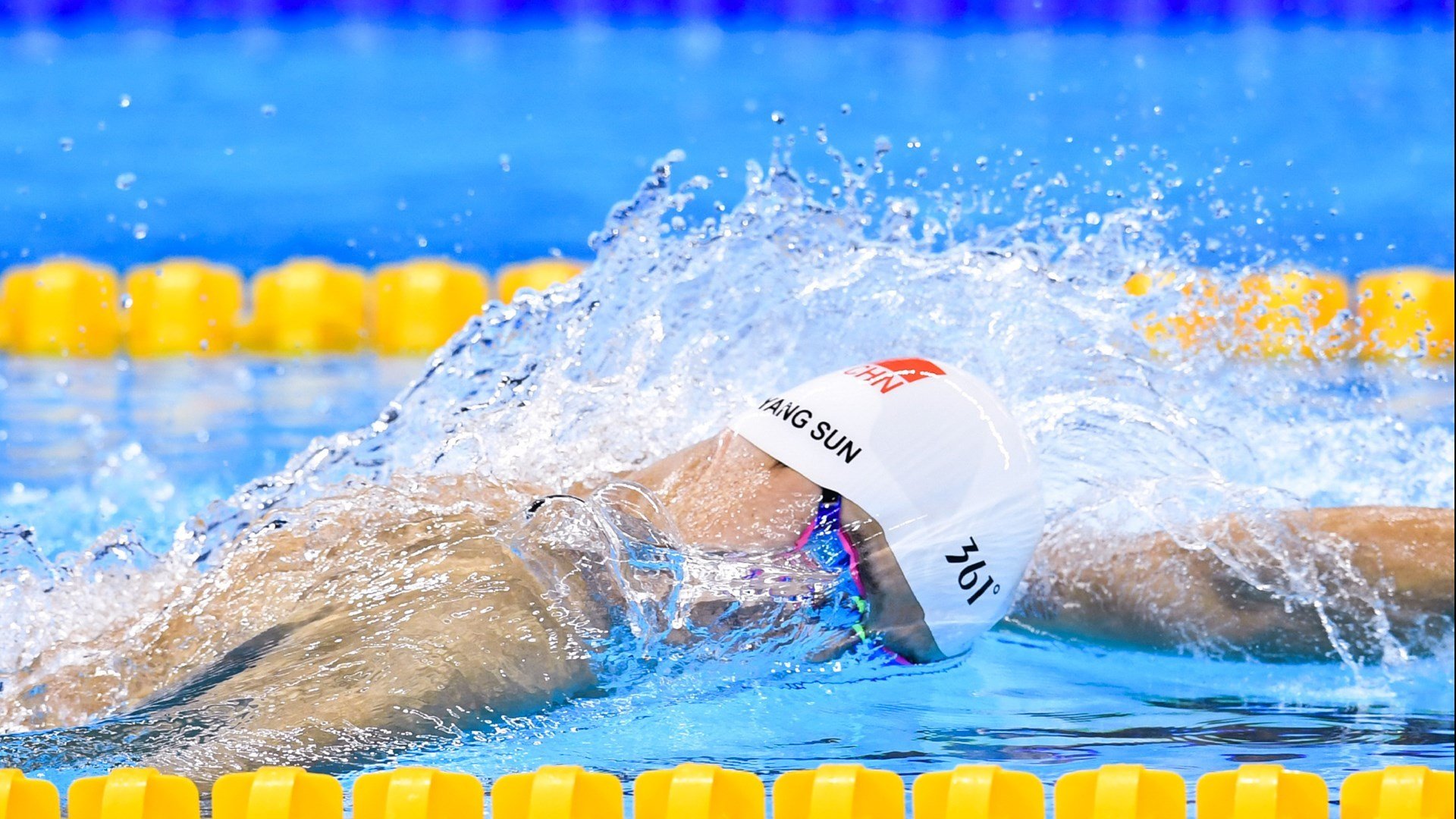 IM体育app-绿茵场与乒乓台的双重奏，葡萄牙险胜英格兰，林高远高光闪耀